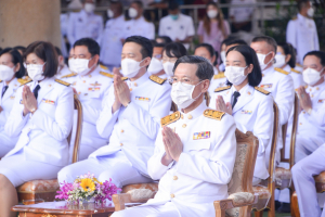 อธิการบดี และคณะผู้บริหาร ร่วมพิธีวันเฉลิมพระชนมพรรษาสมเด็จพระนางเจ้าฯ พระบรมราชินี