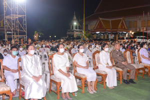 ผู้บริหาร ร่วมพิธีเวียนเทียนเนื่องในวันวิสาขบูชา