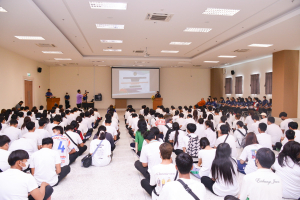 กองพัฒนานักศึกษาจัดโครงการพัฒนาคุณธรรม จริยธรรม นักศึกษาใหม่ We are TRU