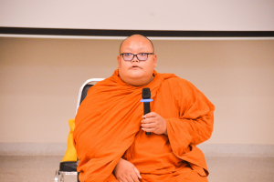 กองพัฒนานักศึกษาจัดโครงการพัฒนาคุณธรรม จริยธรรม นักศึกษาใหม่ We are TRU