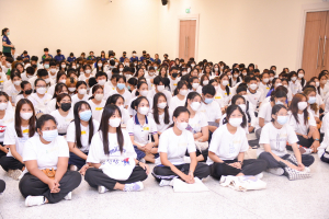 กองพัฒนานักศึกษาจัดโครงการพัฒนาคุณธรรม จริยธรรม นักศึกษาใหม่ We are TRU