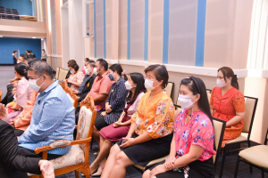 คณะครุศาสตร์ จัดพิธีฝากตัวเป็นศิษย์ รับขวัญนักศึกษาสายครู มรท.