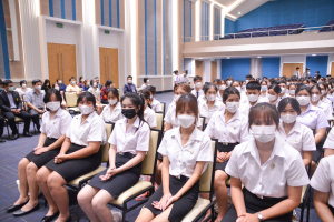 คณะครุศาสตร์ จัดพิธีฝากตัวเป็นศิษย์ รับขวัญนักศึกษาสายครู มรท.