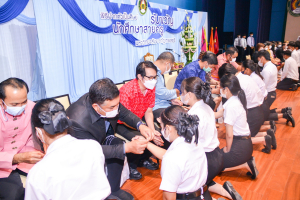 คณะครุศาสตร์ จัดพิธีฝากตัวเป็นศิษย์ รับขวัญนักศึกษาสายครู มรท.