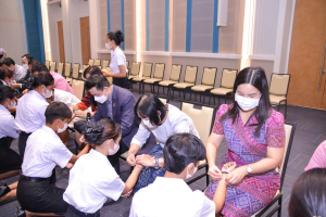 คณะครุศาสตร์ จัดพิธีฝากตัวเป็นศิษย์ รับขวัญนักศึกษาสายครู มรท.