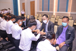 คณะครุศาสตร์ จัดพิธีฝากตัวเป็นศิษย์ รับขวัญนักศึกษาสายครู มรท.