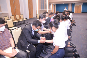 คณะครุศาสตร์ จัดพิธีฝากตัวเป็นศิษย์ รับขวัญนักศึกษาสายครู มรท.