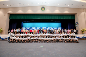 คณะครุศาสตร์ จัดพิธีฝากตัวเป็นศิษย์ รับขวัญนักศึกษาสายครู มรท.