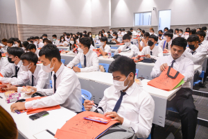 คณะเทคโนโลยีสารสนเทศ จัดพิธีปฐมนิเทศนักศึกษาชั้นปีที่ 1