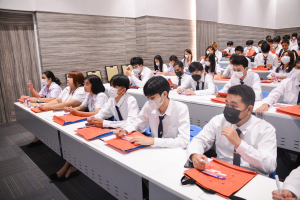 คณะเทคโนโลยีสารสนเทศ จัดพิธีปฐมนิเทศนักศึกษาชั้นปีที่ 1