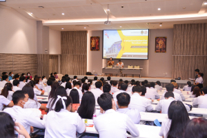 คณะเทคโนโลยีสารสนเทศ จัดพิธีปฐมนิเทศนักศึกษาชั้นปีที่ 1