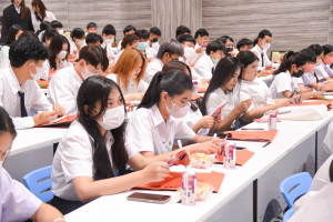 คณะเทคโนโลยีสารสนเทศ จัดพิธีปฐมนิเทศนักศึกษาชั้นปีที่ 1