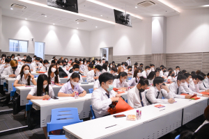 คณะเทคโนโลยีสารสนเทศ จัดพิธีปฐมนิเทศนักศึกษาชั้นปีที่ 1