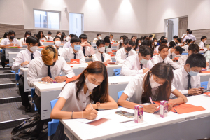 คณะเทคโนโลยีสารสนเทศ จัดพิธีปฐมนิเทศนักศึกษาชั้นปีที่ 1