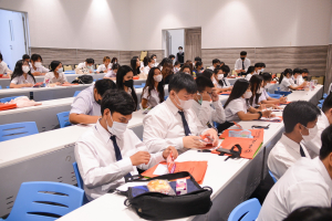 คณะเทคโนโลยีสารสนเทศ จัดพิธีปฐมนิเทศนักศึกษาชั้นปีที่ 1