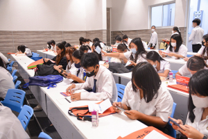 คณะเทคโนโลยีสารสนเทศ จัดพิธีปฐมนิเทศนักศึกษาชั้นปีที่ 1