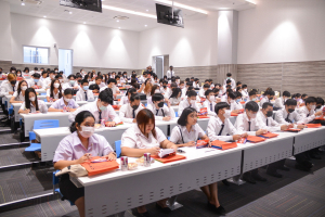 คณะเทคโนโลยีสารสนเทศ จัดพิธีปฐมนิเทศนักศึกษาชั้นปีที่ 1