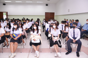 คณะเทคโนโลยีอุตสาหกรรม จัดพิธีปฐมนิเทศนักศึกษาชั้นปีที่ 1