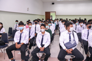 คณะเทคโนโลยีอุตสาหกรรม จัดพิธีปฐมนิเทศนักศึกษาชั้นปีที่ 1