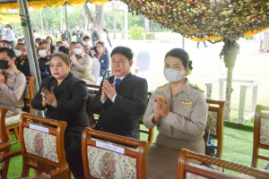 อธิการบดี มรท. ร่วมพิธีอัญเชิญพระบรมราชานุสาวรีย์สมเด็จพระนารายณ์มหาราช ขึ้นสู่แท่นประดิษฐาน ภายใน มทบ.13