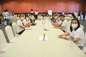 มรท. จัดอบรมหนึ่งวิสัยทัศน์ หนึ่งดวงใจ สานสัมพันธ์น้องพี่เทพสตรี สู่การพัฒนามหาวิทยาลัยที่ยั่งยืน