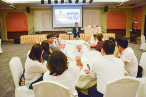 มรท. จัดอบรมหนึ่งวิสัยทัศน์ หนึ่งดวงใจ สานสัมพันธ์น้องพี่เทพสตรี สู่การพัฒนามหาวิทยาลัยที่ยั่งยืน