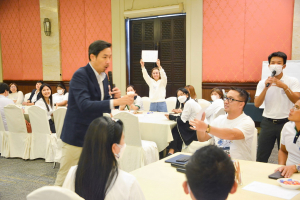 มรท. จัดอบรมหนึ่งวิสัยทัศน์ หนึ่งดวงใจ สานสัมพันธ์น้องพี่เทพสตรี สู่การพัฒนามหาวิทยาลัยที่ยั่งยืน