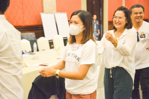 มรท. จัดอบรมหนึ่งวิสัยทัศน์ หนึ่งดวงใจ สานสัมพันธ์น้องพี่เทพสตรี สู่การพัฒนามหาวิทยาลัยที่ยั่งยืน