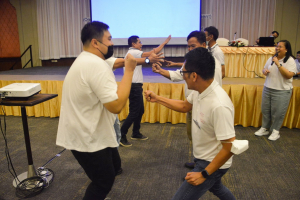 มรท. จัดอบรมหนึ่งวิสัยทัศน์ หนึ่งดวงใจ สานสัมพันธ์น้องพี่เทพสตรี สู่การพัฒนามหาวิทยาลัยที่ยั่งยืน