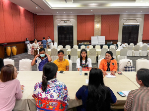 มรท. จัดอบรมหนึ่งวิสัยทัศน์ หนึ่งดวงใจ สานสัมพันธ์น้องพี่เทพสตรี สู่การพัฒนามหาวิทยาลัยที่ยั่งยืน