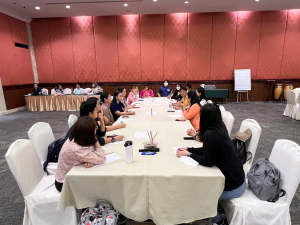 มรท. จัดอบรมหนึ่งวิสัยทัศน์ หนึ่งดวงใจ สานสัมพันธ์น้องพี่เทพสตรี สู่การพัฒนามหาวิทยาลัยที่ยั่งยืน