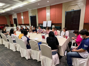 มรท. จัดอบรมหนึ่งวิสัยทัศน์ หนึ่งดวงใจ สานสัมพันธ์น้องพี่เทพสตรี สู่การพัฒนามหาวิทยาลัยที่ยั่งยืน