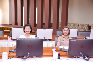 การประชุม คกก.พิจารณากลั่นกรองผู้สมควรได้รับรางวัลเพชรเทพสตรีฯ