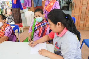 สำนักศิลปะและวัฒนธรรม จัดอบรมการสืบค้นประวัติศาสตร์ชุมชนและเครือญาติชุมชนลาวเวียงตำบลบ้านป่าตาล
