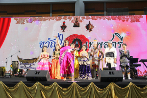 มรท. ร่วมจัดกิจกรรมภายในงานพหุวัฒนธรรมไร้พรมแดน : ส่งเสริมสู่ระดับชาติ สร้างสรรค์สู่ระดับโลก