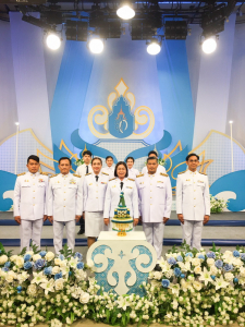 ผู้แทนผู้บริหาร คณาจารย์ บุคลากร และนักศึกษา บันทึกเทปโทรทัศน์ถวายพระพรชัยมงคล สมเด็จพระบรมราชชนนีพันปีหลวง