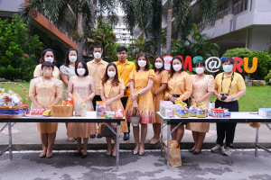 อธิการบดี มรท. นำคณะผู้บริหาร คณาจารย์ บุคลากร นักเรียน นักศึกษา ร่วมพิธีถวายพระพรชัยมงคล เนื่องในโอกาสวันเฉลิมพระชนมพรรษา พระบาทสมเด็จพระเจ้าอยู่หัว