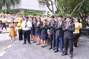 อธิการบดี มรท. นำคณะผู้บริหาร คณาจารย์ บุคลากร นักเรียน นักศึกษา ร่วมพิธีถวายพระพรชัยมงคล เนื่องในโอกาสวันเฉลิมพระชนมพรรษา พระบาทสมเด็จพระเจ้าอยู่หัว