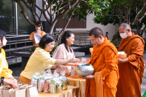 อธิการบดี มรท. นำคณะผู้บริหาร คณาจารย์ บุคลากร นักเรียน นักศึกษา ร่วมพิธีถวายพระพรชัยมงคล เนื่องในโอกาสวันเฉลิมพระชนมพรรษา พระบาทสมเด็จพระเจ้าอยู่หัว