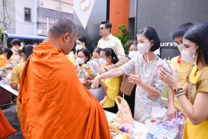 อธิการบดี มรท. นำคณะผู้บริหาร คณาจารย์ บุคลากร นักเรียน นักศึกษา ร่วมพิธีถวายพระพรชัยมงคล เนื่องในโอกาสวันเฉลิมพระชนมพรรษา พระบาทสมเด็จพระเจ้าอยู่หัว