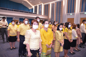 อธิการบดี มรท. นำคณะผู้บริหาร คณาจารย์ บุคลากร นักเรียน นักศึกษา ร่วมพิธีถวายพระพรชัยมงคล เนื่องในโอกาสวันเฉลิมพระชนมพรรษา พระบาทสมเด็จพระเจ้าอยู่หัว