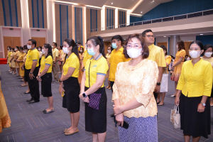 อธิการบดี มรท. นำคณะผู้บริหาร คณาจารย์ บุคลากร นักเรียน นักศึกษา ร่วมพิธีถวายพระพรชัยมงคล เนื่องในโอกาสวันเฉลิมพระชนมพรรษา พระบาทสมเด็จพระเจ้าอยู่หัว
