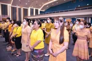 อธิการบดี มรท. นำคณะผู้บริหาร คณาจารย์ บุคลากร นักเรียน นักศึกษา ร่วมพิธีถวายพระพรชัยมงคล เนื่องในโอกาสวันเฉลิมพระชนมพรรษา พระบาทสมเด็จพระเจ้าอยู่หัว