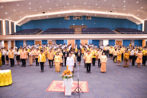 อธิการบดี มรท. นำคณะผู้บริหาร คณาจารย์ บุคลากร นักเรียน นักศึกษา ร่วมพิธีถวายพระพรชัยมงคล เนื่องในโอกาสวันเฉลิมพระชนมพรรษา พระบาทสมเด็จพระเจ้าอยู่หัว