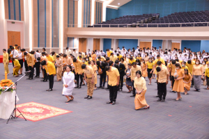 อธิการบดี มรท. นำคณะผู้บริหาร คณาจารย์ บุคลากร นักเรียน นักศึกษา ร่วมพิธีถวายพระพรชัยมงคล เนื่องในโอกาสวันเฉลิมพระชนมพรรษา พระบาทสมเด็จพระเจ้าอยู่หัว