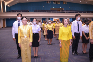 อธิการบดี มรท. นำคณะผู้บริหาร คณาจารย์ บุคลากร นักเรียน นักศึกษา ร่วมพิธีถวายพระพรชัยมงคล เนื่องในโอกาสวันเฉลิมพระชนมพรรษา พระบาทสมเด็จพระเจ้าอยู่หัว