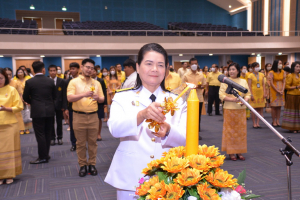 อธิการบดี มรท. นำคณะผู้บริหาร คณาจารย์ บุคลากร นักเรียน นักศึกษา ร่วมพิธีถวายพระพรชัยมงคล เนื่องในโอกาสวันเฉลิมพระชนมพรรษา พระบาทสมเด็จพระเจ้าอยู่หัว