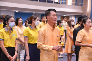 อธิการบดี มรท. นำคณะผู้บริหาร คณาจารย์ บุคลากร นักเรียน นักศึกษา ร่วมพิธีถวายพระพรชัยมงคล เนื่องในโอกาสวันเฉลิมพระชนมพรรษา พระบาทสมเด็จพระเจ้าอยู่หัว
