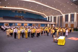 อธิการบดี มรท. นำคณะผู้บริหาร คณาจารย์ บุคลากร นักเรียน นักศึกษา ร่วมพิธีถวายพระพรชัยมงคล เนื่องในโอกาสวันเฉลิมพระชนมพรรษา พระบาทสมเด็จพระเจ้าอยู่หัว
