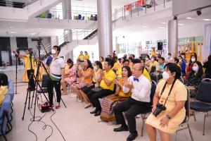 มรท. จัดกิจกรรมเทพสตรีสร้างสุขด้วยเสียงเพลง